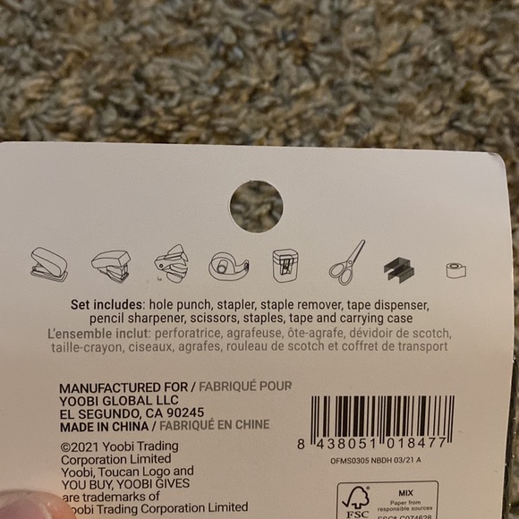 Black Panther (Yoobi) 8 Piece Mini Supply Kit - Picture 4 of 4